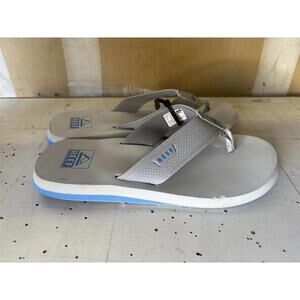REEF Men's The Layback Grey Blue Size 9 Medium Width Brand NEW with Blemish